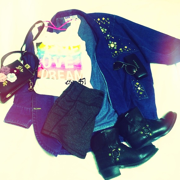 »—Coachella—» Stylish Metal Studded Denim Jacket w/Oversized Fit Vintage - Picture 2 of 16